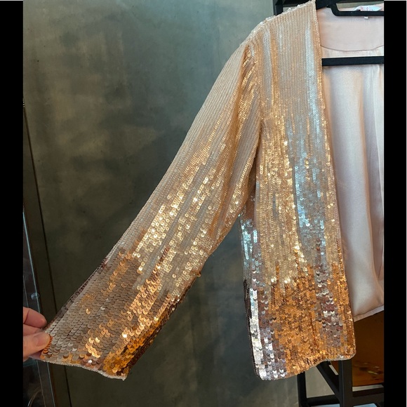 Parker Rose Gold Sequin jacket, Size M - Picture 12 of 17
